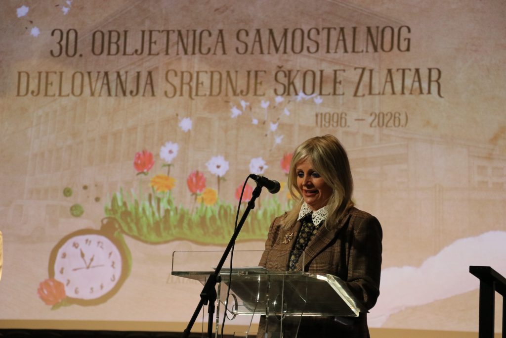 Ova slika ima prazan alt atribut ; naziv datoteke je ravnateljica-azoo-govor-img-9327-1024x683.jpg